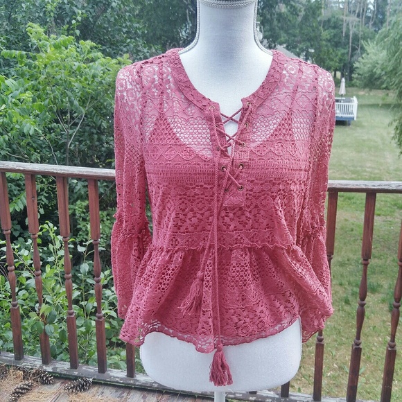 Paper Crane Tops - Paper Crane by Anthropologie crochet BoHo top